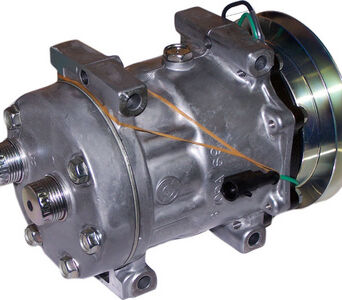 Sanden Iveco Bus air conditioning compressor